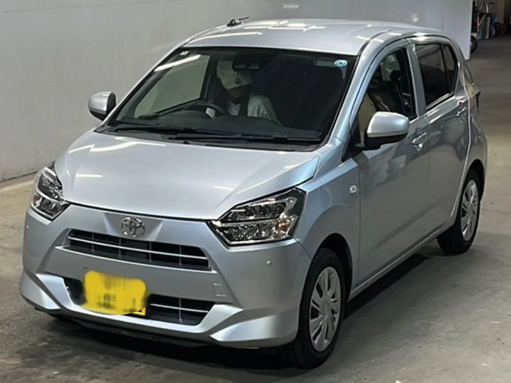 Toyota Pixis Epoch LA350A 2021